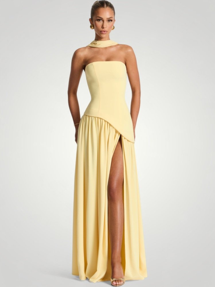 Elegantes Maxikleid mit Asymmetrischem Design