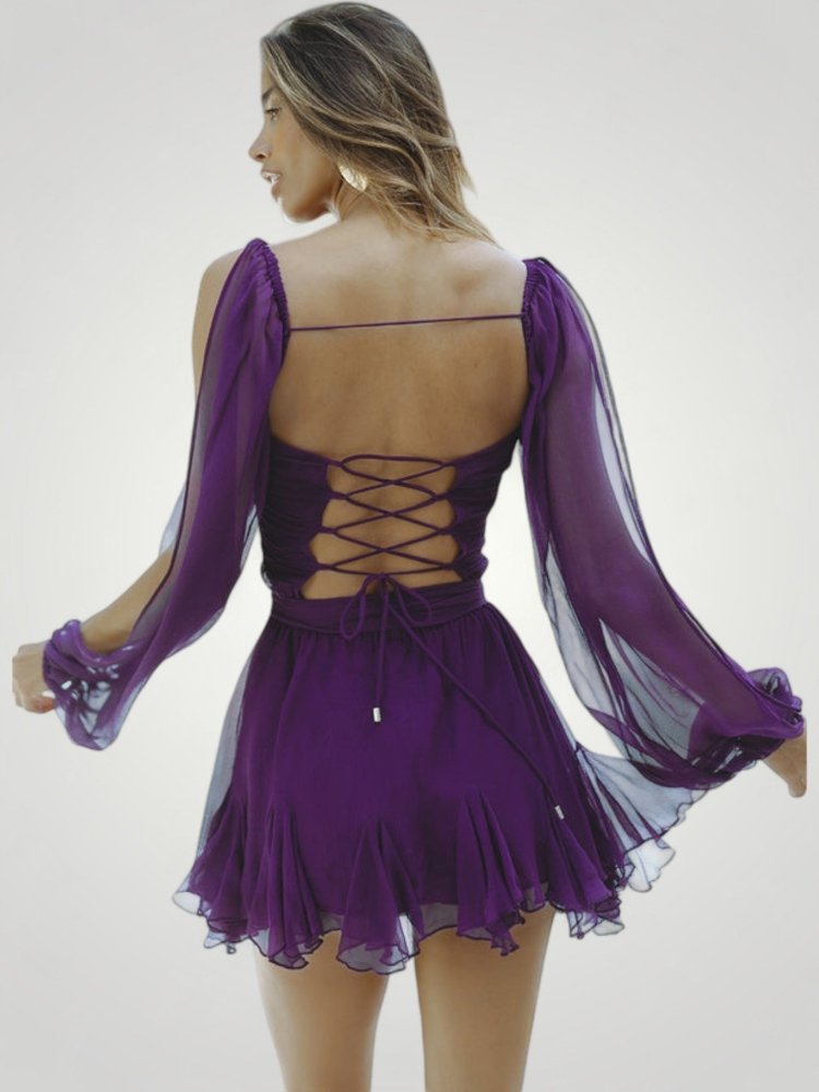 Schwarzes Minikleid mit Rückenausschnitt für Eleganz